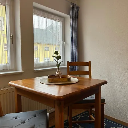 Fachwerkstube *